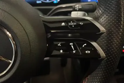 Photo 17 Mercedes Classe A Gén. IV (W177) Ph1 AMG Line 5