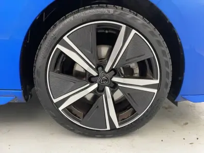 Photo 81 Peugeot 308  BlueHDi 130ch S&S EAT8