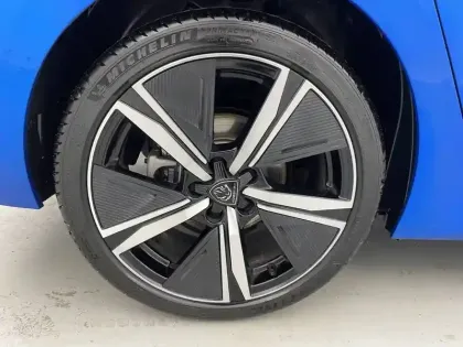 Photo 18 Peugeot 308  BlueHDi 130ch S&S EAT8