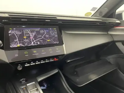 Photo 59 Peugeot 308 Gén. III Ph1 GT 5