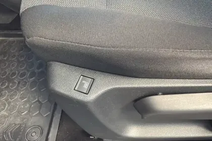 Photo 26 Citroën Berlingo Gén. III Ph1 Driver 3