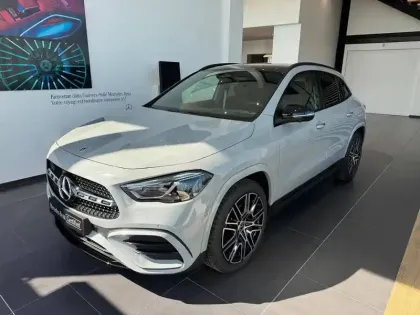 Photo 32 Mercedes GLA  200 d 8G-DCT