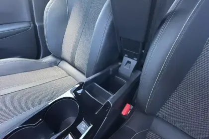 Photo 25 Peugeot 2008 Gén. II Ph2 GT 5