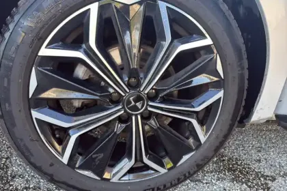 Photo 13 DS DS 4  BlueHDi 130 EAT8