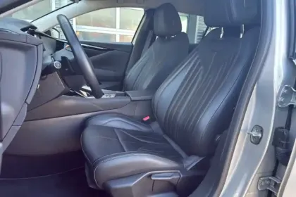 Photo 9 DS DS 4  BlueHDi 130 EAT8