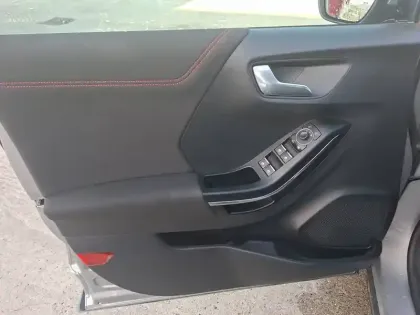 Photo 30 Ford Puma  1.0 EcoBoost 125 ch mHEV S&S DCT7