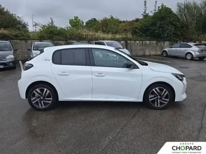 Photo 109 Peugeot 208  PureTech 75 S&S BVM5