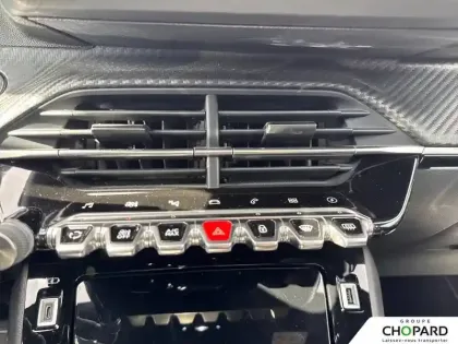 Photo 21 Peugeot 2008 Gén. II Ph1 NG GT 5