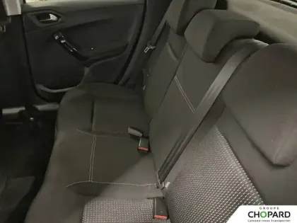 Photo 52 Peugeot 208  1.2 PureTech 110ch S&S EAT6