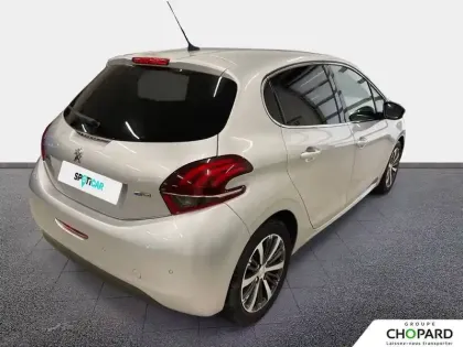 Photo 70 Peugeot 208  1.2 PureTech 110ch S&S EAT6