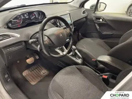 Photo 69 Peugeot 208  1.2 PureTech 110ch S&S EAT6