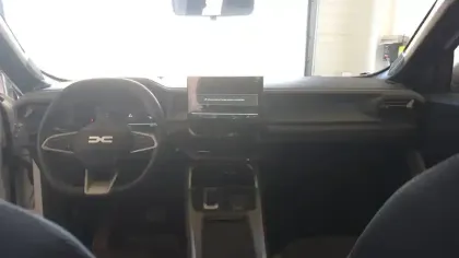 Photo 12 Dacia Bigster  Hybrid 155