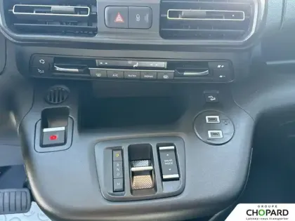 Photo 18 Peugeot Partner  FGN DIESEL 130 CH M AUT