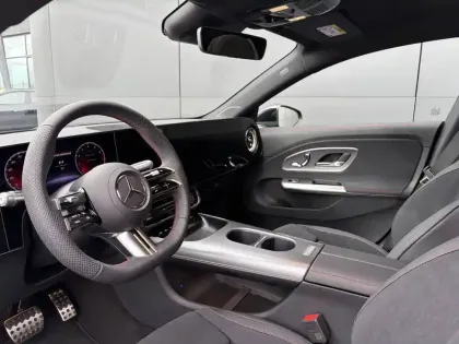 Photo 11 Mercedes CLA Gén. III (C174/C178) Ph1 AMG Line 4