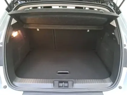 Photo 18 Renault Captur  E-Tech full hybrid 145