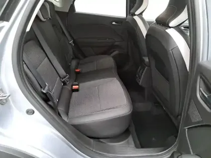 Photo 21 Renault Captur  E-Tech full hybrid 145