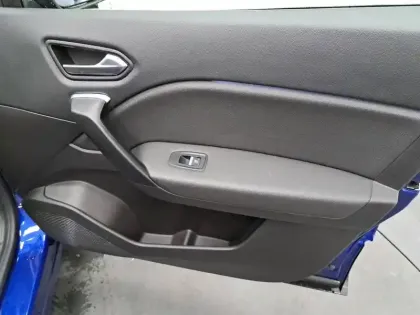 Photo 24 Renault Captur  E-Tech 145 - 21