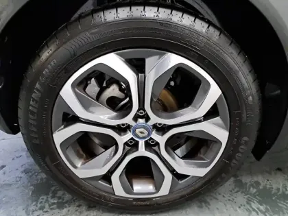 Photo 14 Renault Captur  E-Tech 145 - 21