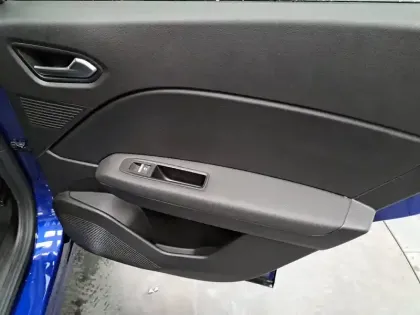 Photo 22 Renault Captur  E-Tech 145 - 21