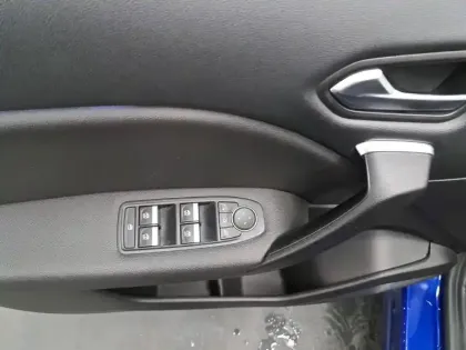 Photo 27 Renault Captur  E-Tech 145 - 21