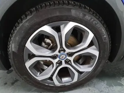 Photo 16 Renault Captur  E-Tech 145 - 21