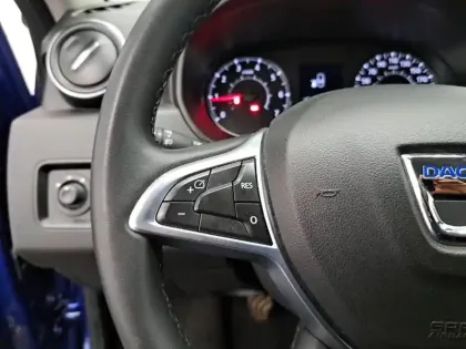 Photo 31 Dacia Duster  Blue dCi 115 4x2