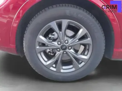 Photo 38 Ford Kuga  2.5 Duratec 190 ch FlexiFuel FHEV E85 Powershift