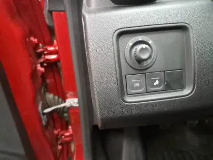 Photo 28 Dacia Duster  ECO-G 100 4x2