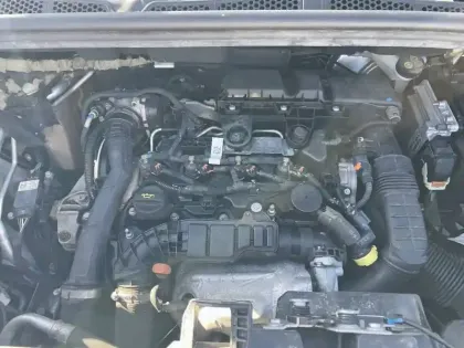 Photo 59 Peugeot Rifter  Standard BlueHDi 100 S&S BVM6