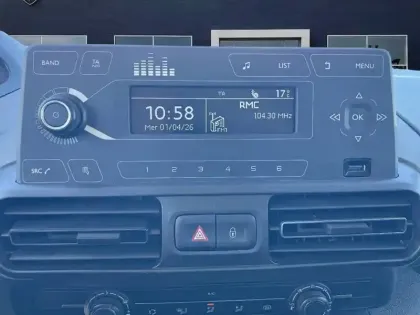 Photo 72 Peugeot Rifter  Standard BlueHDi 100 S&S BVM6