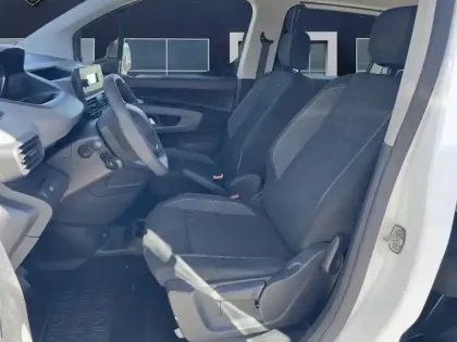 Photo 63 Peugeot Rifter  Standard BlueHDi 100 S&S BVM6