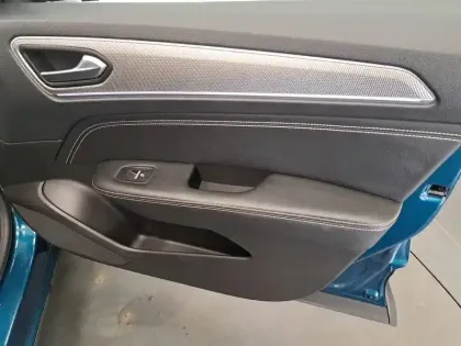 Photo 24 Renault Arkana  E-Tech 145 - 21B