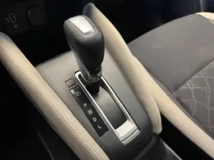 Photo 29 Nissan Micra  IG-T 92 Xtronic