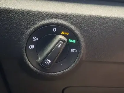 Photo 33 Volkswagen T-roc  1.0 TSI 110 Start/Stop BVM6