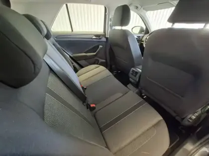 Photo 27 Volkswagen T-roc  1.0 TSI 110 Start/Stop BVM6