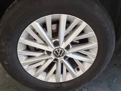 Photo 12 Volkswagen T-roc  1.0 TSI 110 Start/Stop BVM6