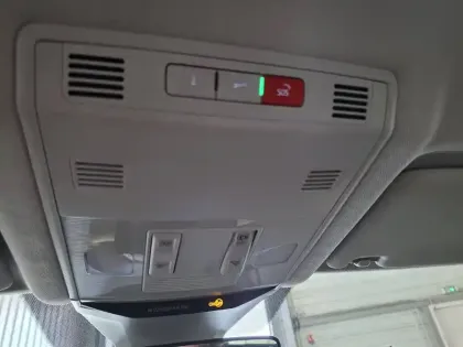 Photo 38 Volkswagen T-roc  1.0 TSI 110 Start/Stop BVM6