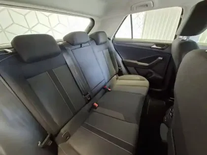 Photo 28 Volkswagen T-roc  1.0 TSI 110 Start/Stop BVM6