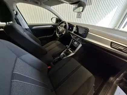 Photo 10 Volkswagen T-roc  1.0 TSI 110 Start/Stop BVM6