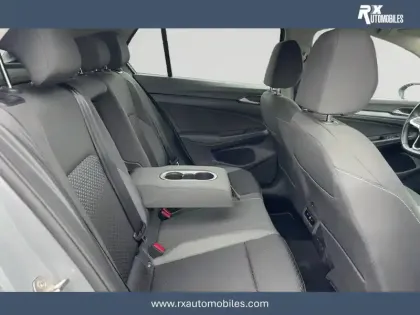 Photo 11 Volkswagen Golf Gén. VIII Ph1 Active 5