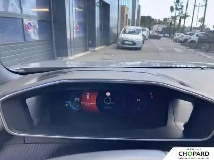 Photo 18 Peugeot 2008  PureTech 130 S&S EAT8