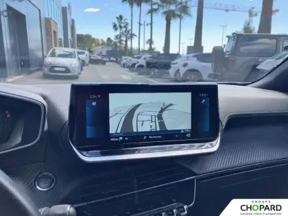 Photo 12 Peugeot 2008  PureTech 130 S&S EAT8