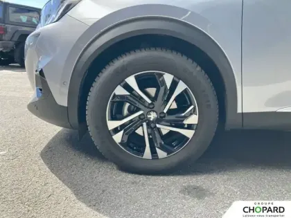 Photo 11 Peugeot 2008  PureTech 130 S&S EAT8