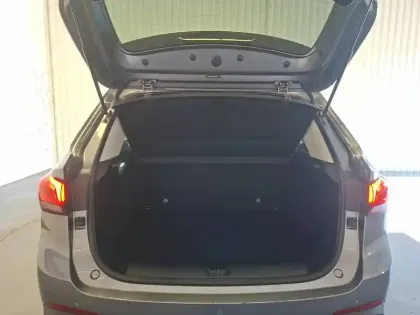 Photo 10 Mg ZS  1.5 L Hybrid+ 197 ch