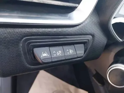 Photo 14 Renault Clio  TCe 100