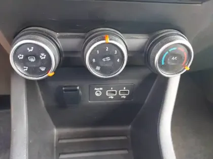 Photo 19 Renault Clio  TCe 100