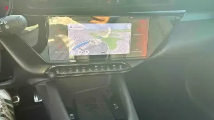 Photo 15 Alfa Romeo Junior  1.2 Ibrida 145 ch e-DCT6