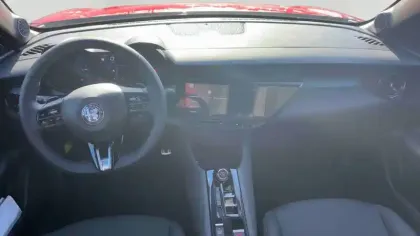 Photo 14 Alfa Romeo Junior  1.2 Ibrida 145 ch e-DCT6