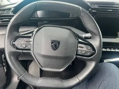 Photo 8 Peugeot 308 Gén. III Ph1 Allure Pack 5