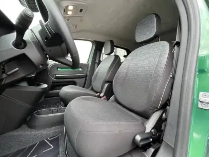Photo 17 Renault Twingo  E-Tech Electrique 80 ch autonomie urbaine